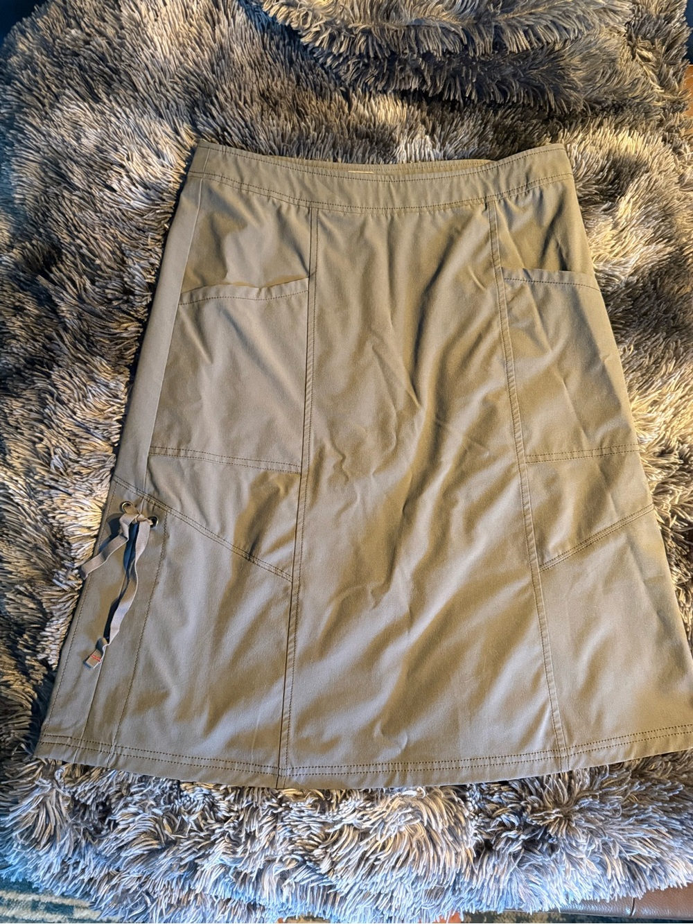 Sz 6 title nine cargo skirt (midi) - Picture 2 of 8